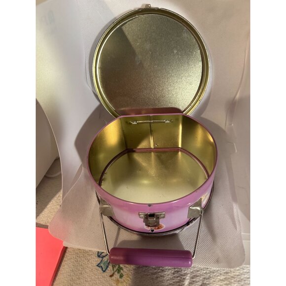 Vintage Easy-Bake Tin Lunchbox Style Container With Handle - Picture 6 of 7